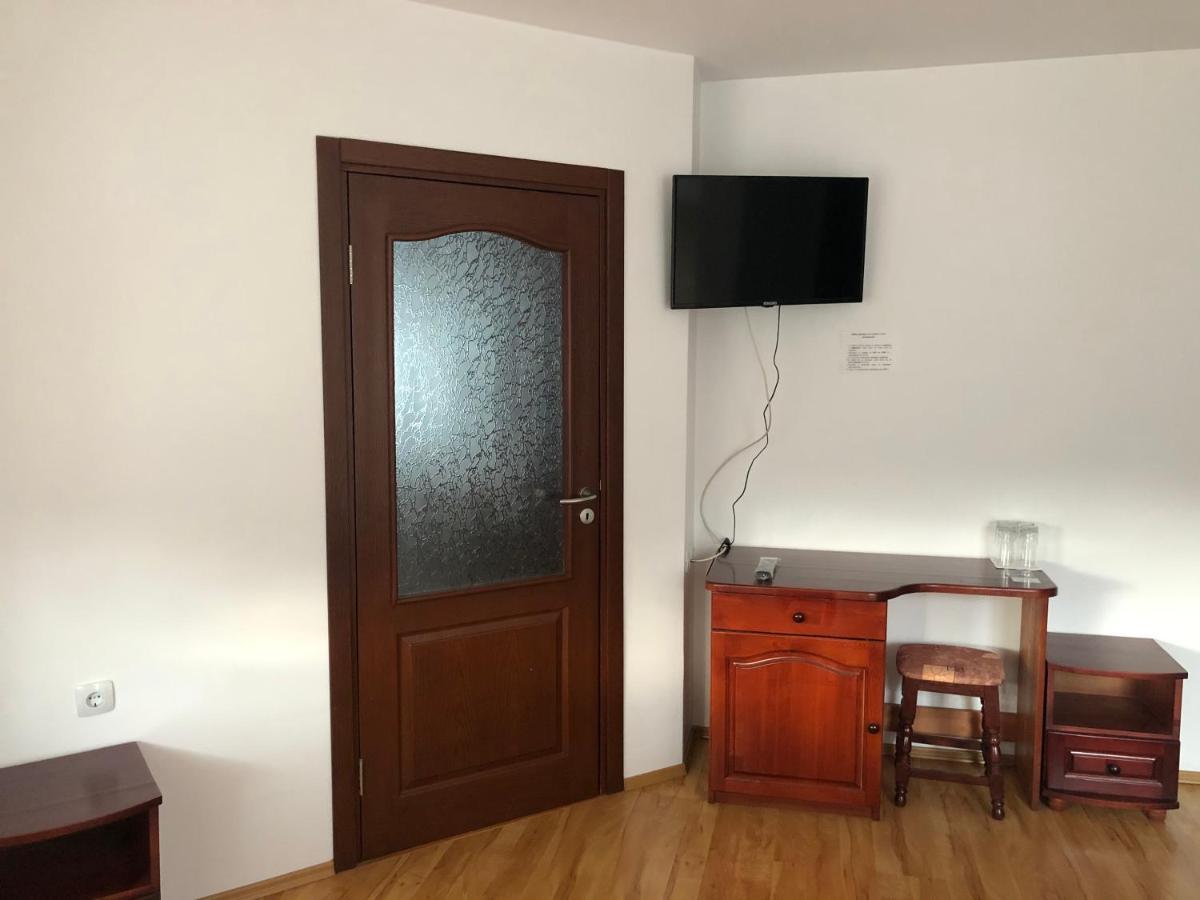 Family Hotel Panorama Sarnitsa Buitenkant foto