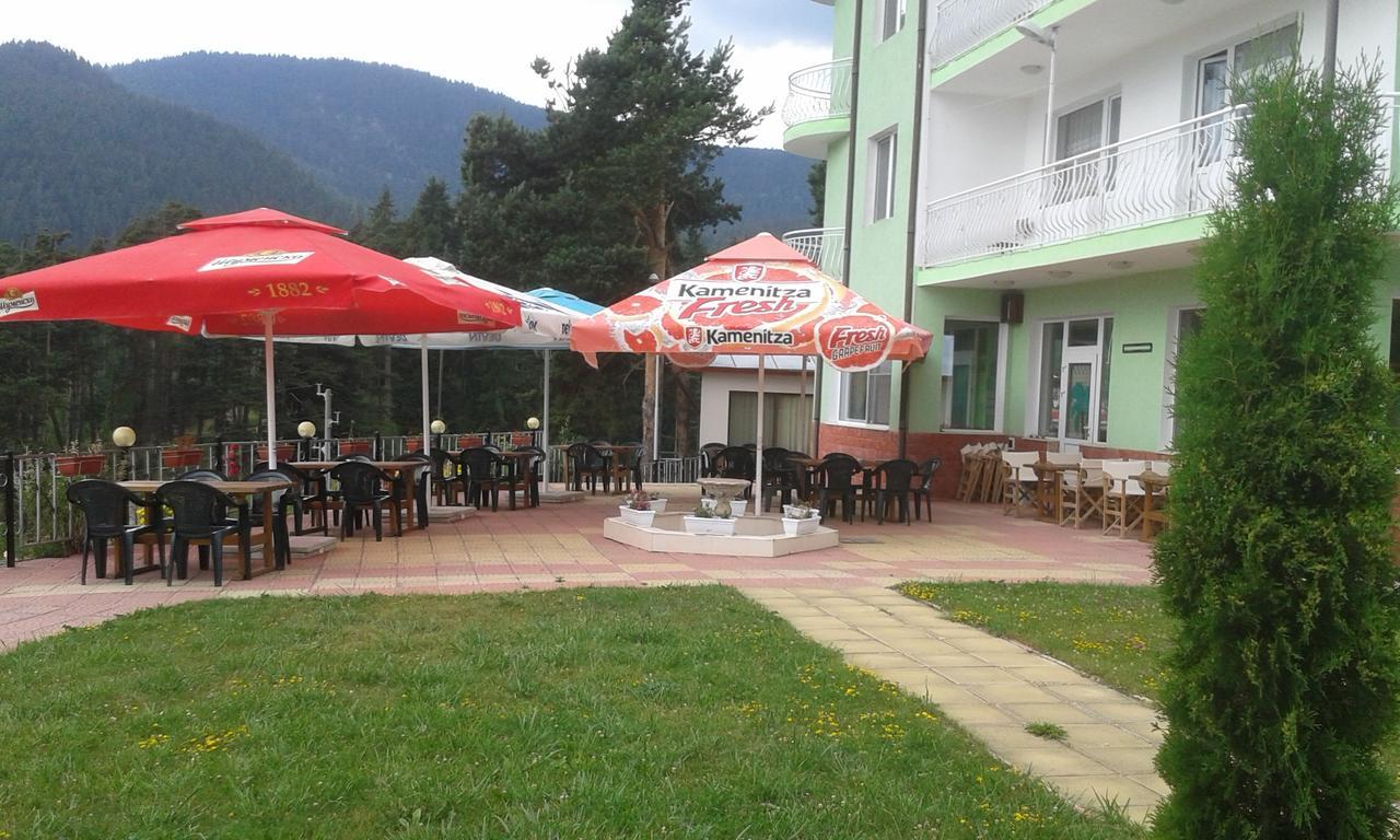 Family Hotel Panorama Sarnitsa Buitenkant foto