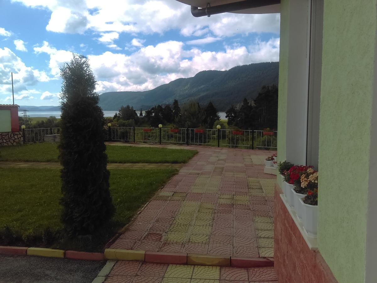 Family Hotel Panorama Sarnitsa Buitenkant foto